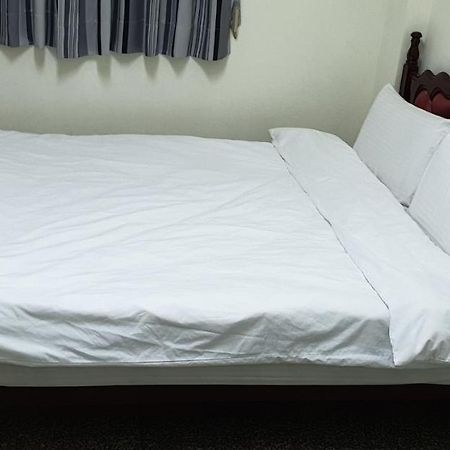 Lanzhou 4Th St Apartment Kota Chiayi Bagian luar foto